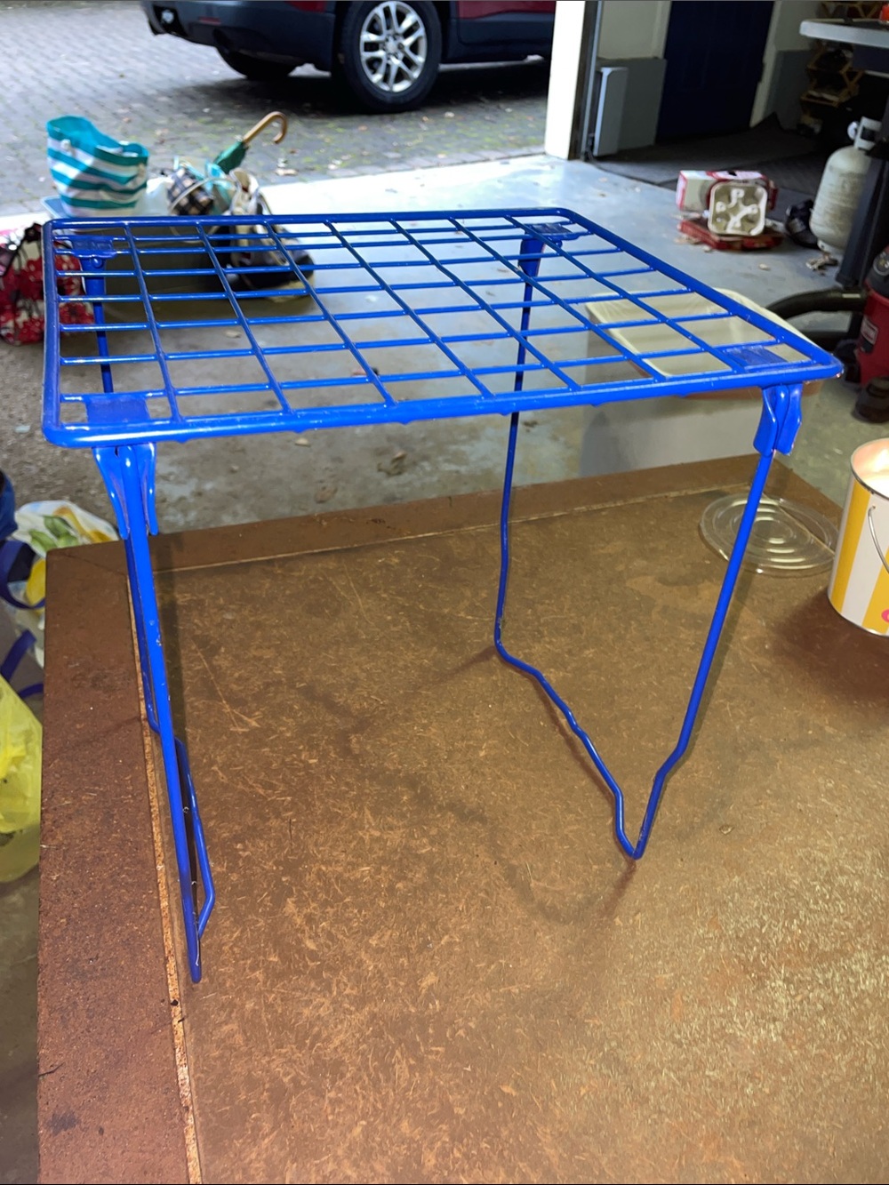 Blue Metal Wire locker Shelf